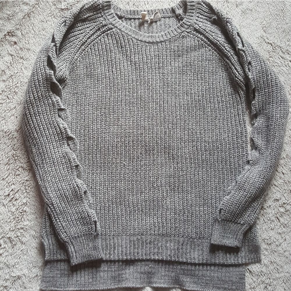 Sky and Sparrow Gray Sweater Size Small‎